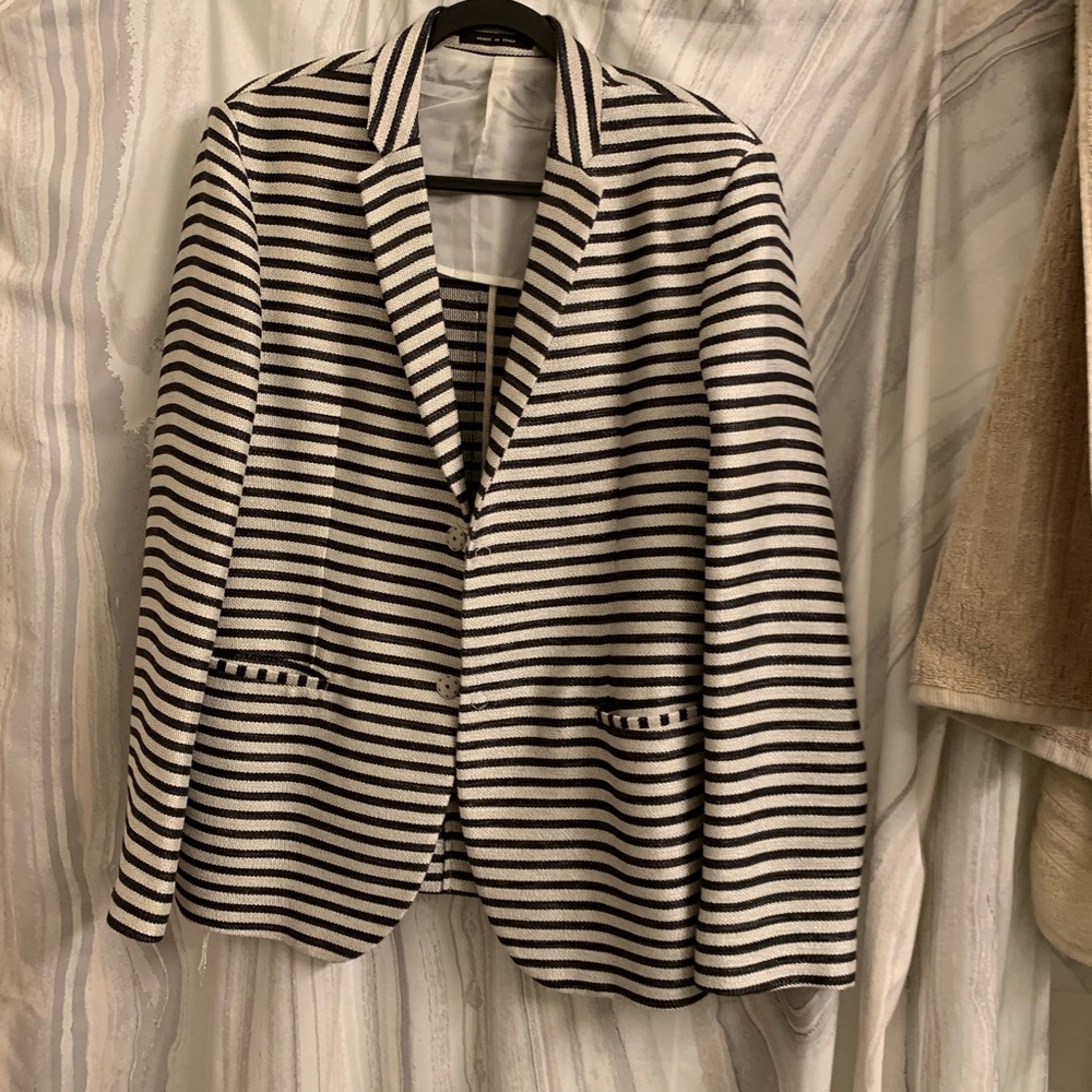 Armani stripe jacket in size 40